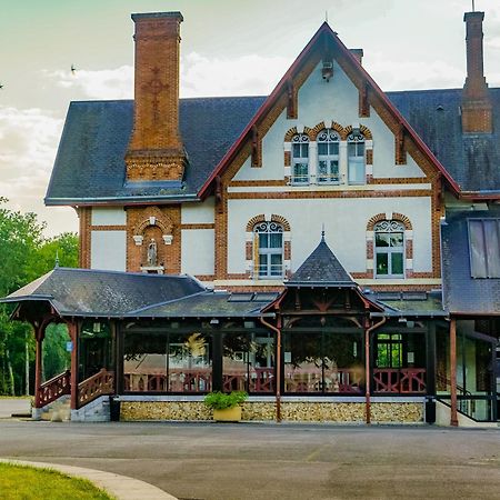 Hotel-Restaurant Domaine De La Grande Garenne Neuvy-sur-Barangeon Exterior photo